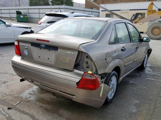 1FAFP34N45W122982 - 2005 FORD FOCUS ZX4 TAN photo 4