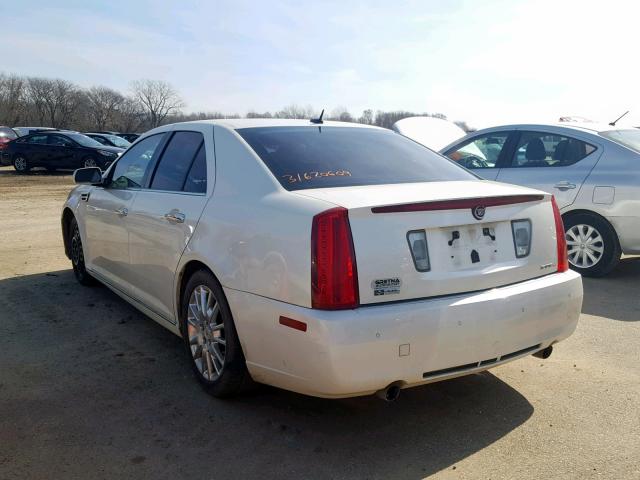 1G6DC67A180116851 - 2008 CADILLAC STS WHITE photo 3