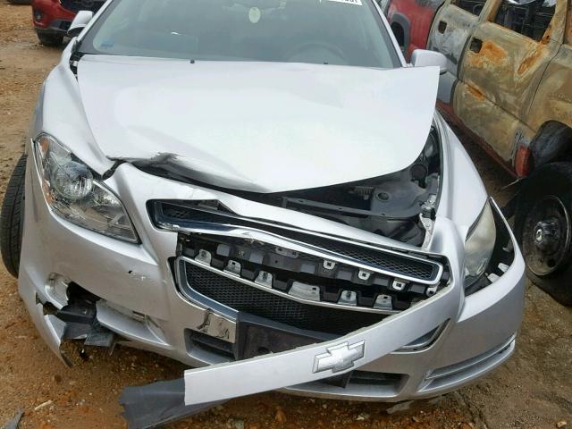 1G1ZC5EB4AF118856 - 2010 CHEVROLET MALIBU 1LT SILVER photo 9