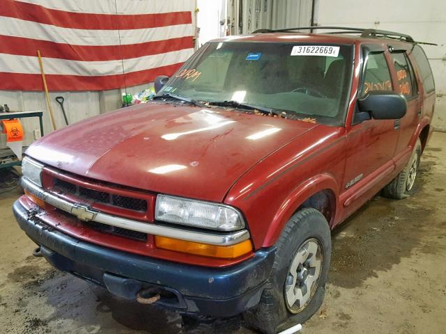 1GNDT13X83K108874 - 2003 CHEVROLET BLAZER RED photo 2