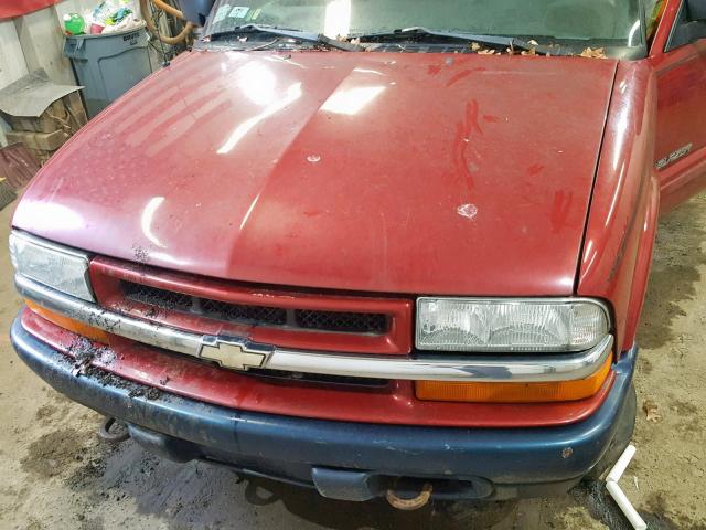 1GNDT13X83K108874 - 2003 CHEVROLET BLAZER RED photo 7