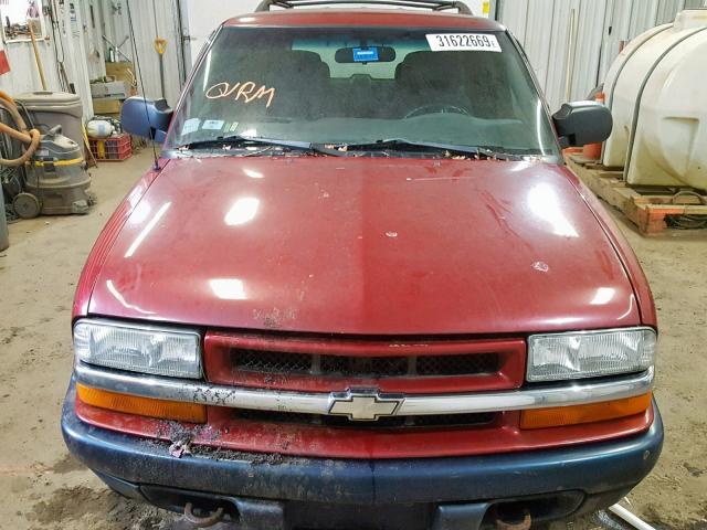 1GNDT13X83K108874 - 2003 CHEVROLET BLAZER RED photo 9