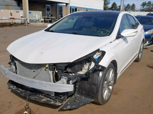 KMHFH4JG7EA400124 - 2014 HYUNDAI AZERA GLS WHITE photo 2