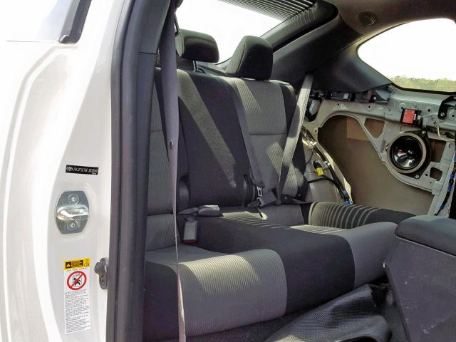 JTKJF5C76FJ003943 - 2015 TOYOTA SCION TC WHITE photo 6