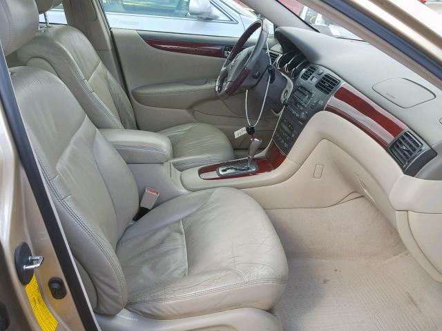 JTHBF30G325016932 - 2002 LEXUS ES 300 TAN photo 5