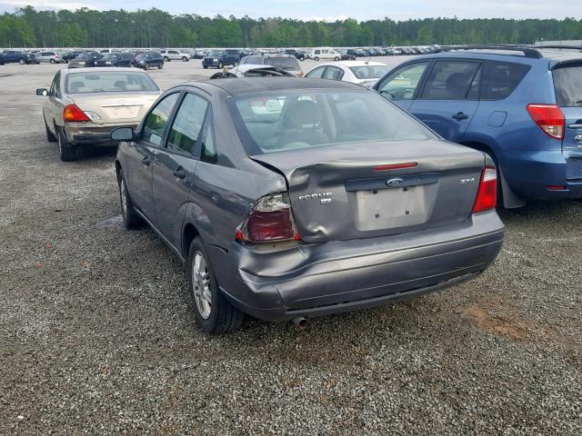 1FAFP34N75W225071 - 2005 FORD FOCUS ZX4 BEIGE photo 3