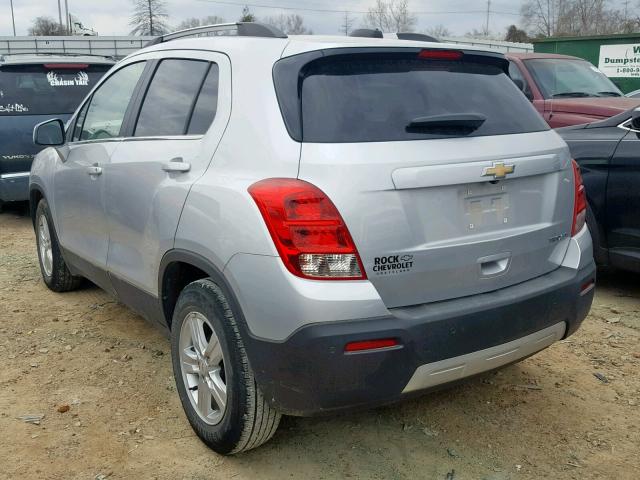 KL7CJLSBXGB528781 - 2016 CHEVROLET TRAX 1LT SILVER photo 3