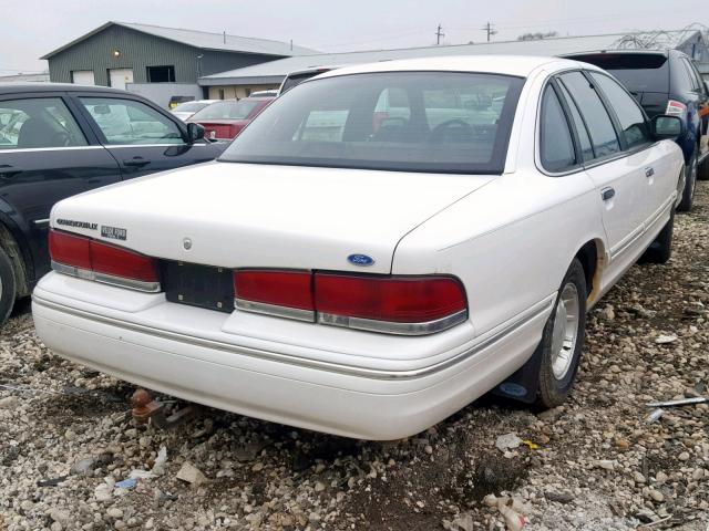 2FALP74W4TX171555 - 1996 FORD CROWN VICT WHITE photo 4