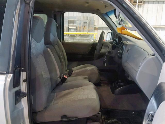 4F4YR46E12TM10060 - 2002 MAZDA B4000 CAB WHITE photo 5