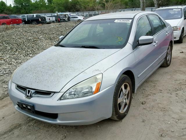 JHMCN36405C010638 - 2005 HONDA ACCORD HYB SILVER photo 2