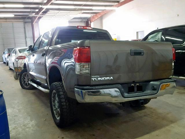 5TFEY5F16CX121767 - 2012 TOYOTA TUNDRA CRE CHARCOAL photo 3