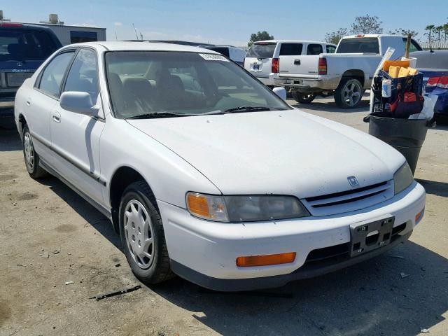 JHMCD5631RC080631 - 1994 HONDA ACCORD LX WHITE photo 1