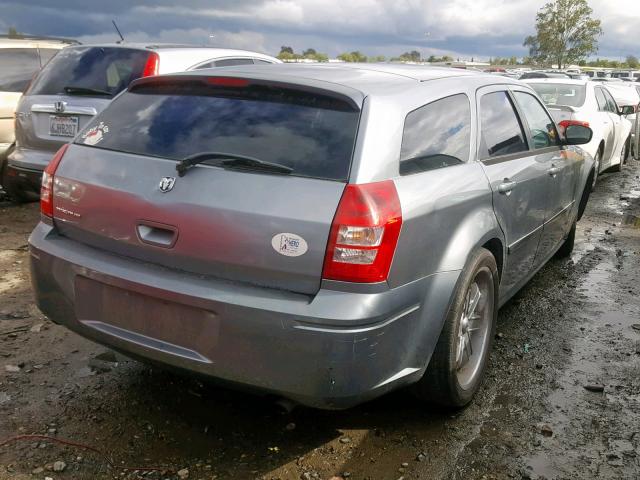 2D4FV47T26H359439 - 2006 DODGE MAGNUM SE GRAY photo 4