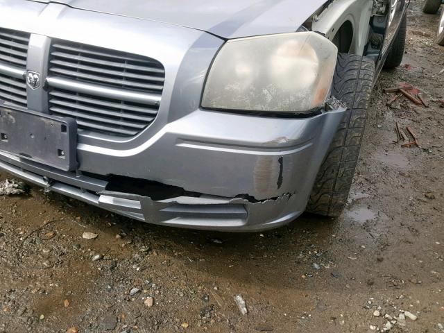 2D4FV47T26H359439 - 2006 DODGE MAGNUM SE GRAY photo 9