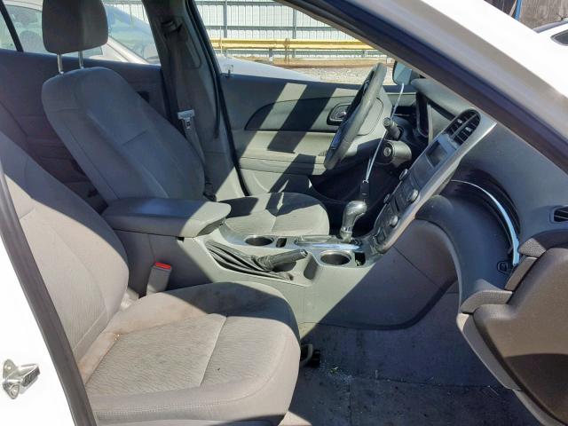 1G11B5SL6EF270432 - 2014 CHEVROLET MALIBU LS WHITE photo 5