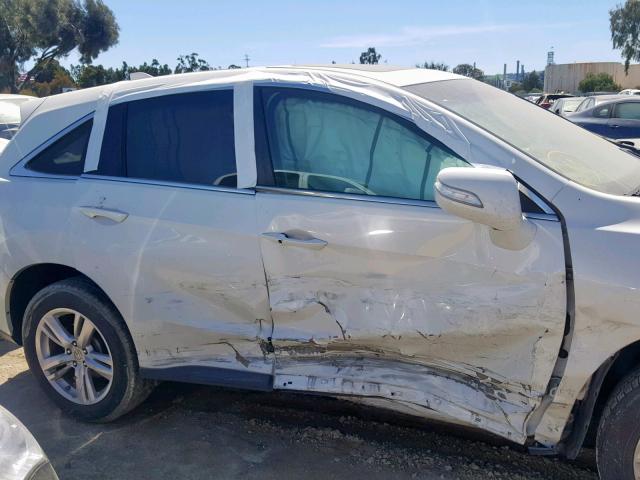 5J8TB3H3XFL002368 - 2015 ACURA RDX WHITE photo 9