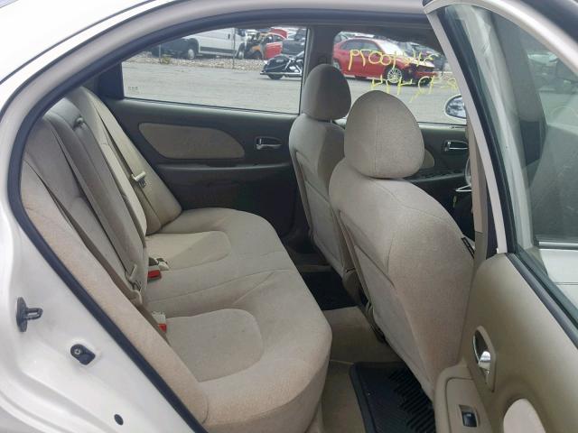 KMHWF25H44A045425 - 2004 HYUNDAI SONATA GL WHITE photo 6