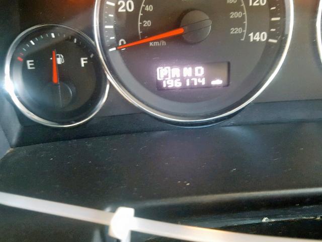 1J8HG48K28C220688 - 2008 JEEP COMMANDER BLACK photo 8