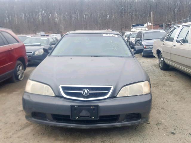 19UUA56611A011352 - 2001 ACURA 3.2TL GRAY photo 9