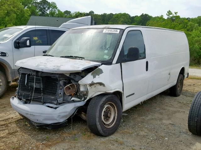 1GTHG39R6X1084380 - 1999 GMC SAVANA G35 WHITE photo 2