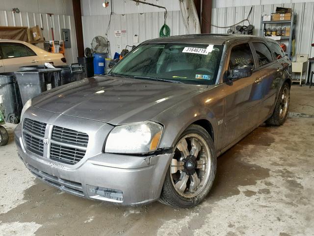 2D4FV48V15H556973 - 2005 DODGE MAGNUM SXT GRAY photo 2