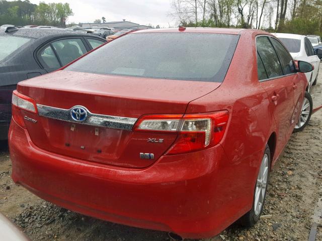 4T1BD1FK3DU075622 - 2013 TOYOTA CAMRY HYBR RED photo 4