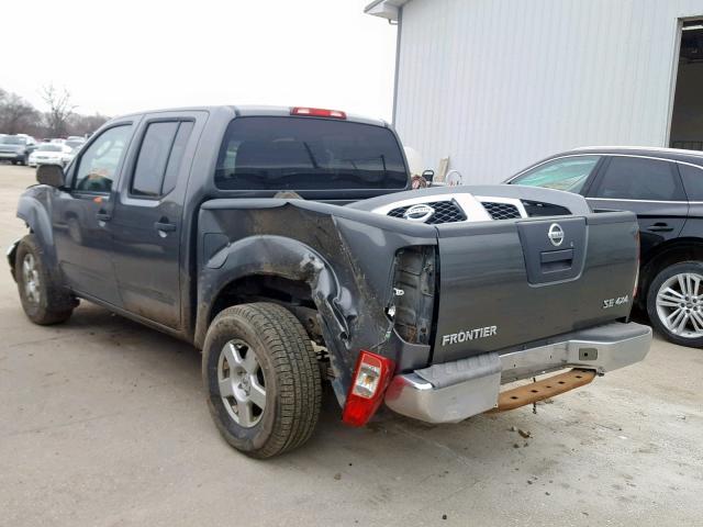 1N6AD07W08C406788 - 2008 NISSAN FRONTIER C GRAY photo 3