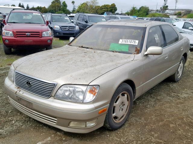 JT8BH28F9Y0180997 - 2000 LEXUS LS 400 TAN photo 2