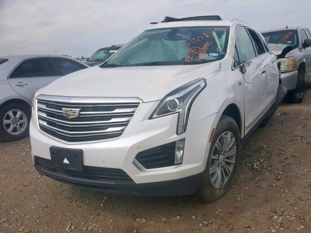 1GYKNBRS3HZ146095 - 2017 CADILLAC XT5 LUXURY WHITE photo 2