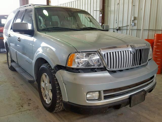 5LMFU28525LJ10668 - 2005 LINCOLN NAVIGATOR Gümüş foto 1