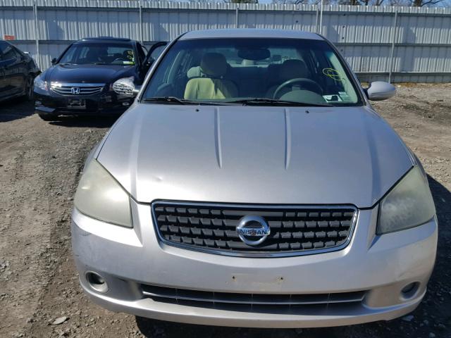 1N4BL11D45C182823 - 2005 NISSAN ALTIMA SE SILVER photo 9