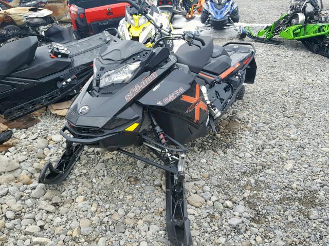 2BPSUUHB8HV000203 - 2017 SKI DOO MXZX BLACK photo 2