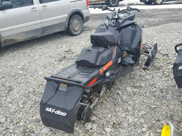 2BPSUUHB8HV000203 - 2017 SKI DOO MXZX BLACK photo 4