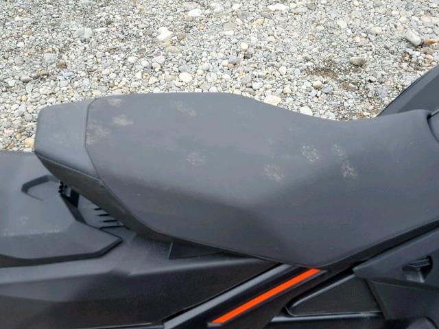 2BPSUUHB8HV000203 - 2017 SKI DOO MXZX BLACK photo 5