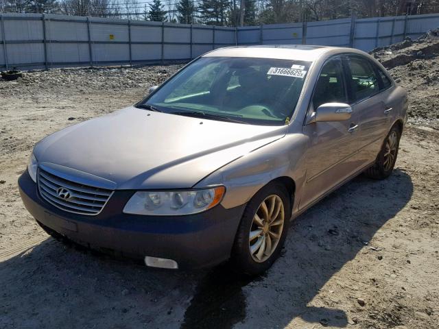 KMHFC46F18A257951 - 2008 HYUNDAI AZERA SE BEIGE photo 2