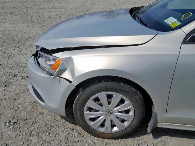 3VW1K7AJ5BM399953 - 2011 VOLKSWAGEN JETTA BASE SILVER photo 9