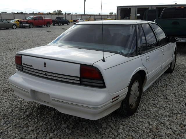 1G3WH52MXVF306918 - 1997 OLDSMOBILE CUTLASS SU WHITE photo 4