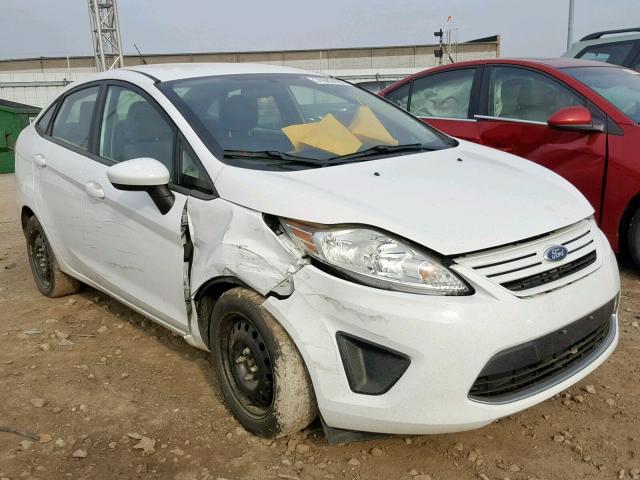 3FADP4AJ2BM137524 - 2011 FORD FIESTA S WHITE photo 1