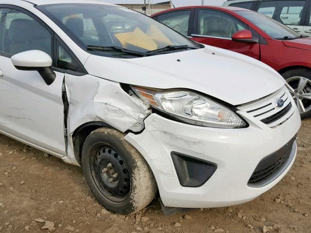 3FADP4AJ2BM137524 - 2011 FORD FIESTA S WHITE photo 9