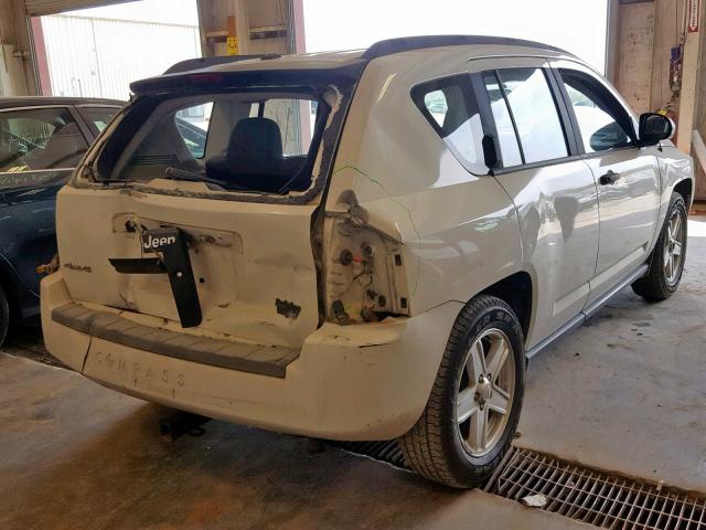 1J8FF47W87D123017 - 2007 JEEP COMPASS WHITE photo 4