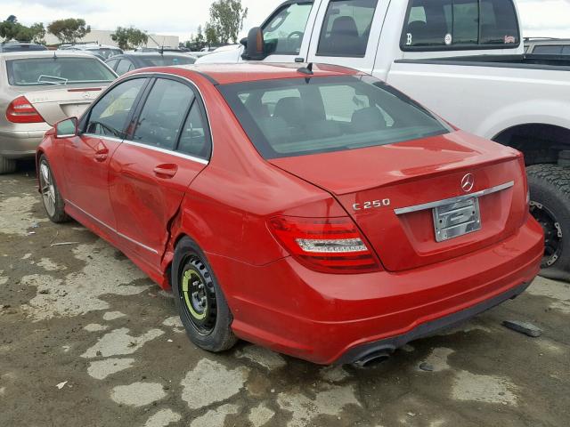 WDDGF4HB4DA769276 - 2013 MERCEDES-BENZ C 250 RED photo 3