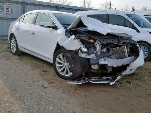 1G4GB5G34GF216880 - 2016 BUICK LACROSSE WHITE photo 1