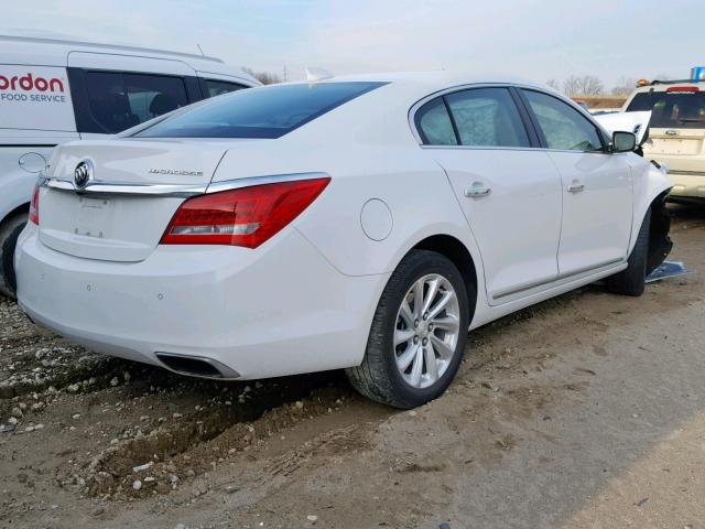 1G4GB5G34GF216880 - 2016 BUICK LACROSSE WHITE photo 4