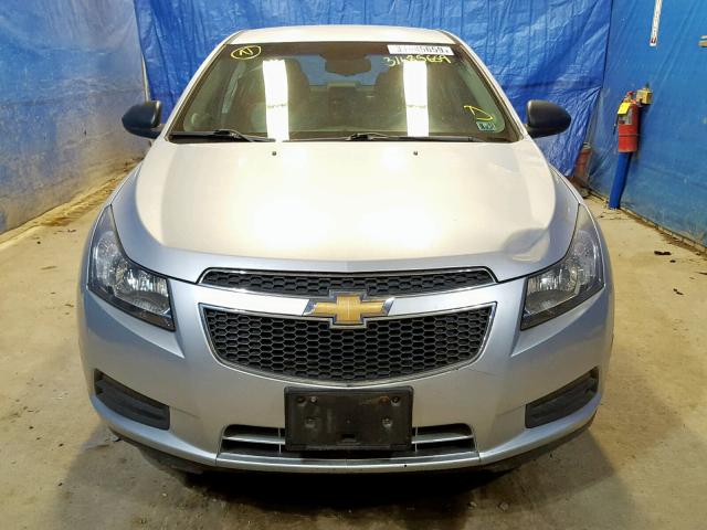 1G1PC5SHXB7189832 - 2011 CHEVROLET CRUZE LS SILVER photo 9