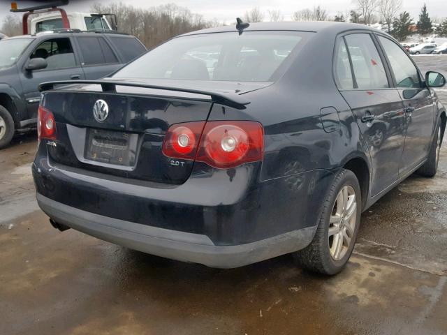 3VWRA71K28M187616 - 2008 VOLKSWAGEN JETTA WOLF BLACK photo 4