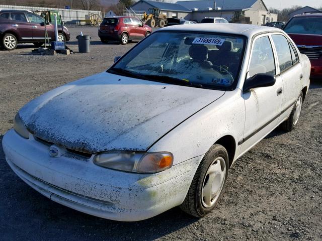 1Y1SK52882Z413572 - 2002 CHEVROLET GEO PRIZM WHITE photo 2