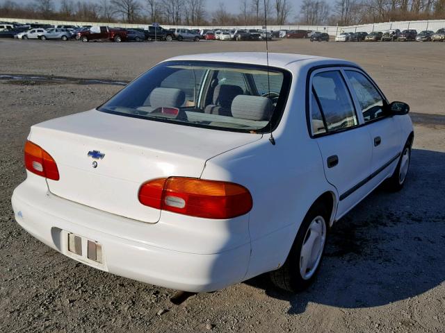 1Y1SK52882Z413572 - 2002 CHEVROLET GEO PRIZM WHITE photo 4