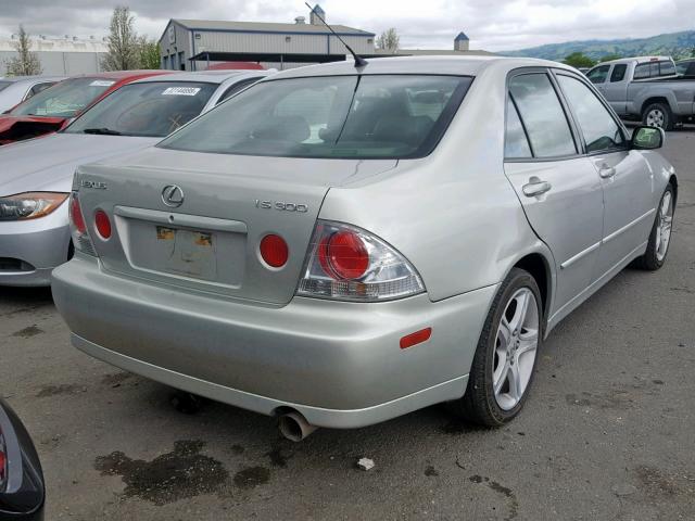 JTHBD192520045539 - 2002 LEXUS IS 300 SILVER photo 4