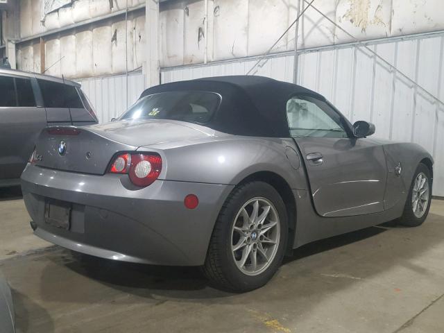 4USBT33505LS58110 - 2005 BMW Z4 2.5 GRAY photo 4