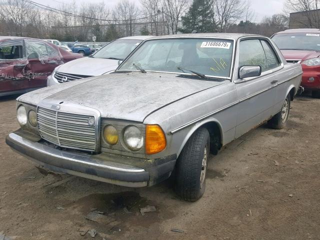 WDBAB53A8FA269879 - 1985 MERCEDES-BENZ 300 CDT SILVER photo 2